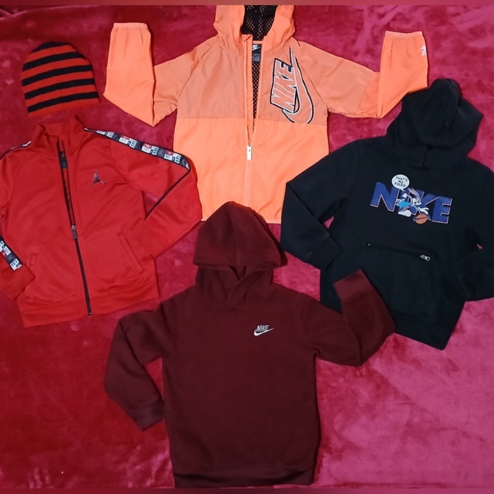 Boys size 7 sweater bundle